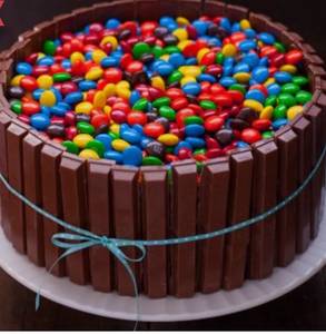 Kitkat Jems Cake 1kg
