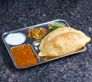 Chola Bhatura