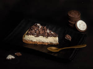 Oreo Cheesecake Slice