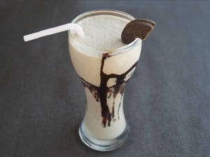 Oreo Crunch Milkshake