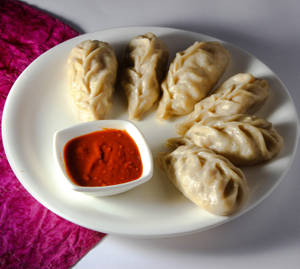 Veg Steam Momo (6 Pcs)