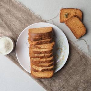 Suji Rusk