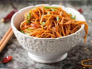Veg Schezwan Noodles