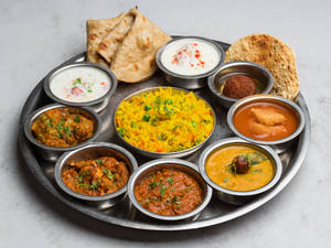 Special Deluxe Thali