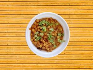 Ghughni with keema