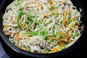 VEG NOODLES