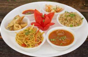 Veg Chow Main , Veg Manchurian , Fried Rice, Spring Roll 6 Pcs , 5 Veg Momos , Mevnies, Chutney