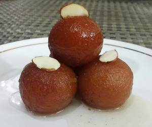 Gulab jamun                                           