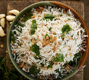Burnt Garlic Spinach Rice