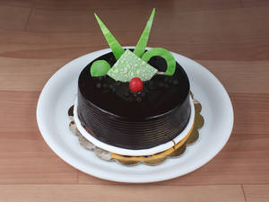 Royal Chocolate Cake (1/2 Kg)