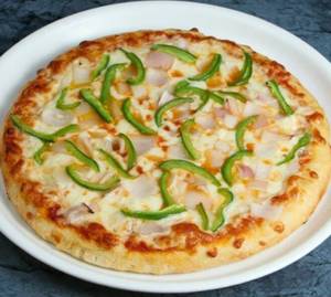 Cheese Capsicum Pizza