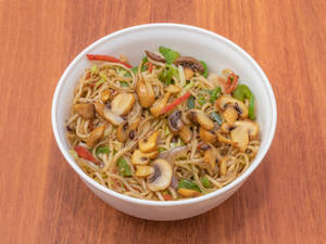 Mushroom Chow mein