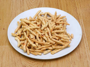 Curry Sev (100 gms)