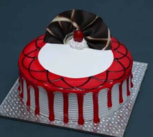 Strawberry Cake (Eggless)