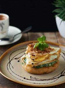 Breakfast Rosti With Egg