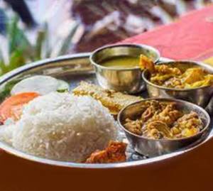 Chicken Rice Thali