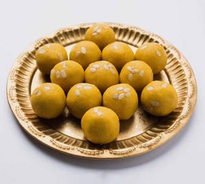 Besan Laddu 