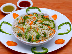Veg Noodles (Served With Sauce)