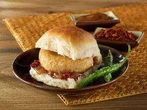 Classic Vada Pav