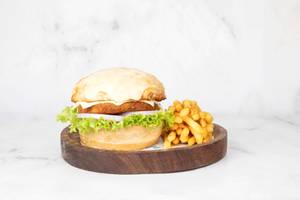 CRISPY CHEESE BLAST BURGER