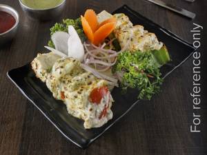 Paneer Methi Malai Tikka(650 ml box) (650ml Box)