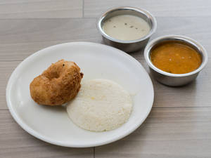 Idli Vada