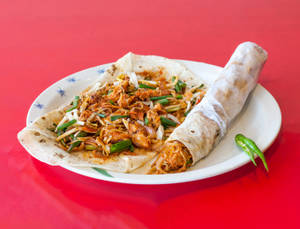 Oil Chicken Tikka Roll