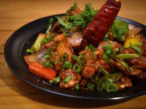 Chilli Paneer Semi Gravy
