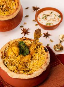 Murgh Dum Biryani (chicken)