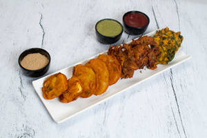 Mix Pakoda Platter(14-15 Pieces)