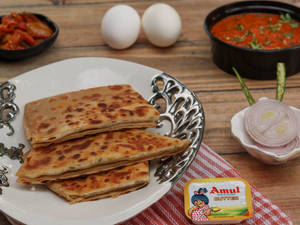 Pyaaz Paratha [ 1 Paratha ]