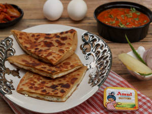 Aloo Pyaaz Paratha