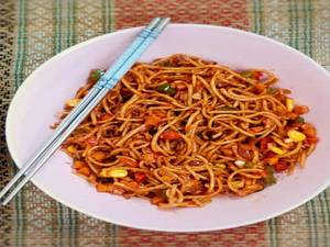 Veg Schezwan Noodle
