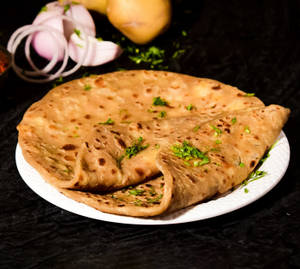 Aloo Pyaaz Paratha