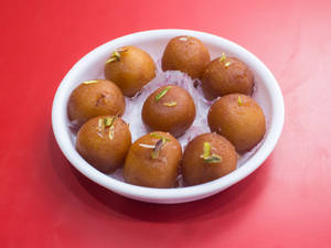 Gulab Jamun Dry (500 Gms)