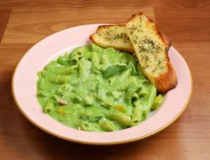 Chicken Broccoli Spinach Pasta