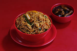 Chicken Singapore Noodles & Black Pepper Chicken