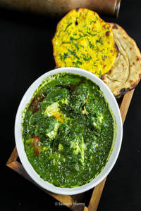 Lehsooni Palak Paneer
