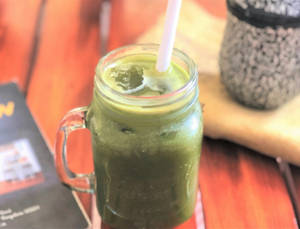 Iced Matcha Tea [400ml]