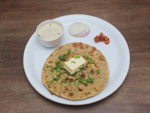 Mix Veg Paratha (2 Pcs)