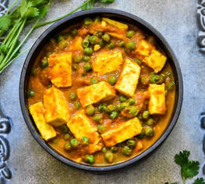 Mattar Paneer