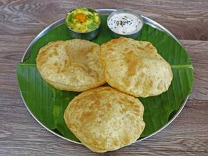 Poori Bhaji (3 Pcs)