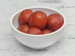 Hot Gulab Jamun (2 Pcs) 