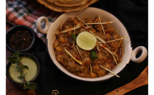Pindi Chana (Medium Spicy)