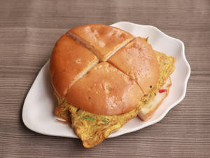 Bun Omelette