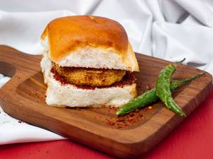 Classic Vada Pav