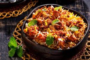 Hyderabadi Chicken Dum Biryani [750 Ml]