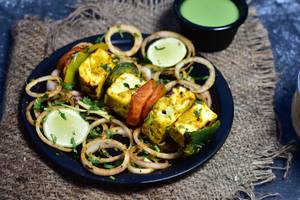Achaari Paneer Tikka