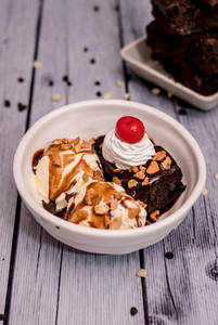 Brownie Fudge Sundae