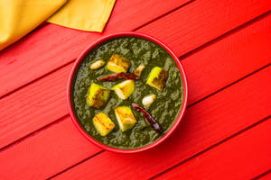 Palak Paneer Served With Rice